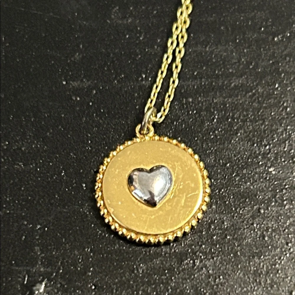 Kate Spade- ♠️ Elegant Gold Heart Pendant Necklace